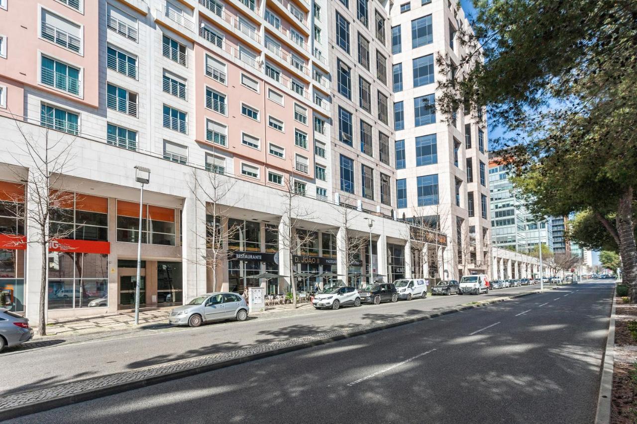 Central Orient Residence - Modern, Spacious And Sunny! By The River! Lissabon Exterior foto
